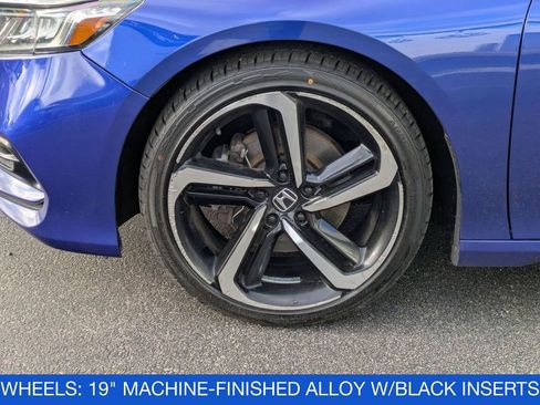Used 2018 Honda Accord Sport image 11