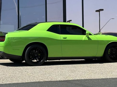Used 2015 Dodge Challenger R/T w/ Quick Order Package 22B R/T RWD image 13