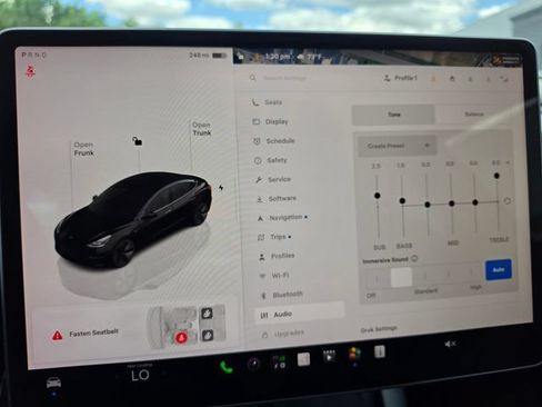 Used 2022 Tesla Model 3 Long Range AWD/4WD image 57