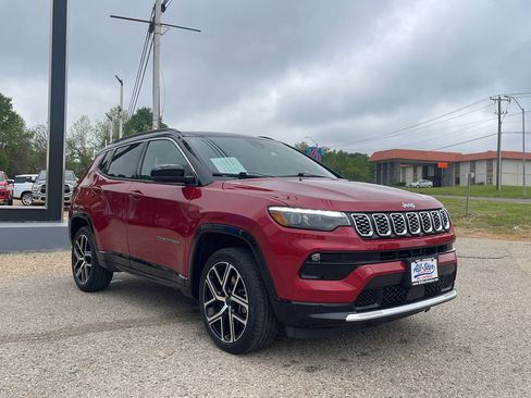 Used 2025 Jeep Compass Limited w/ Elite Group image 13