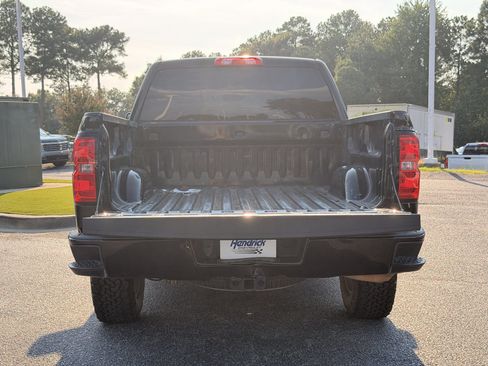 Used 2018 Chevrolet Silverado 1500 LT w/ All Star Edition AWD/4WD image 31