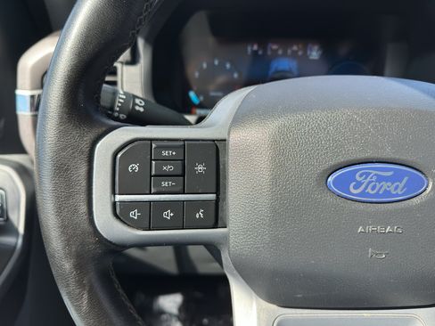 Used 2025 Ford F150 XLT w/ Equipment Group 301A Standard AWD/4WD image 15