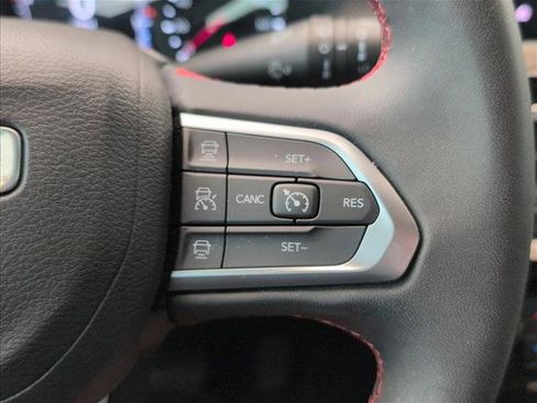 Used 2024 Jeep Compass Trailhawk AWD/4WD image 14