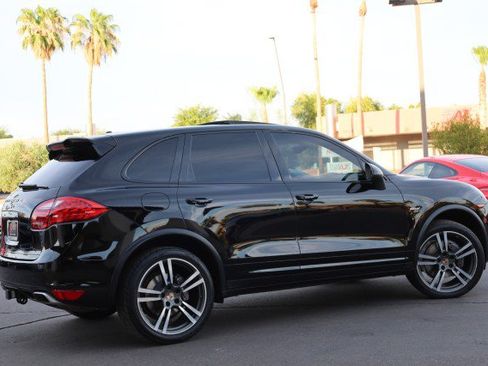Used 2013 Porsche Cayenne Diesel AWD/4WD image 20