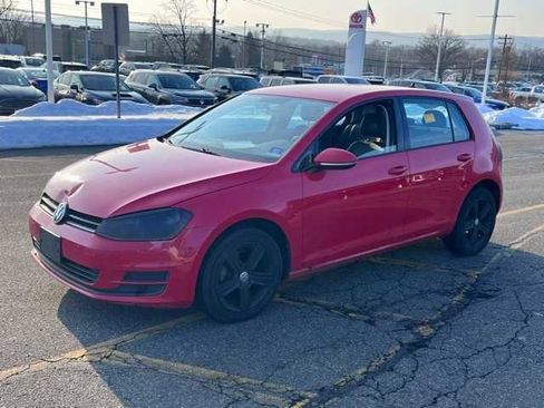Used 2015 Volkswagen Golf TDI S image 1