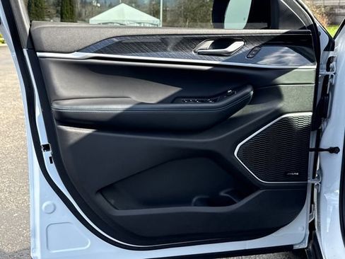 Used 2023 Jeep Grand Cherokee Trailhawk w/ Advanced Protech Group II image 21