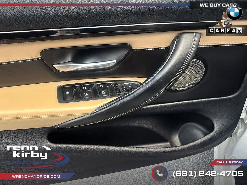 Used 2016 BMW M4 Convertible RWD image 16
