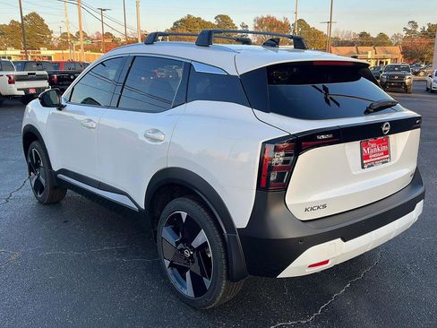 New 2026 Nissan Kicks SR w/ Cold Weather Package image 7