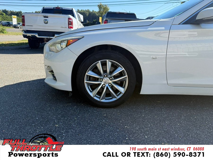 Used 2015 INFINITI Q50 Premium AWD/4WD image 24
