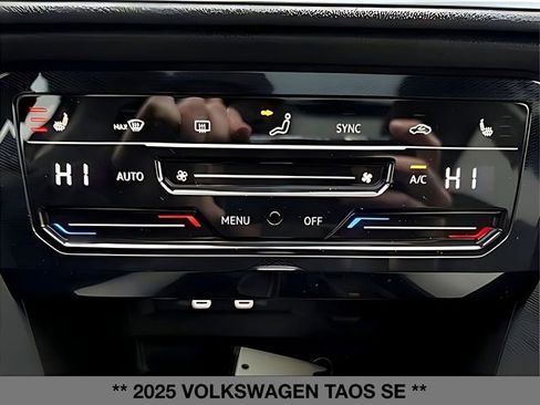 Used 2025 Volkswagen Taos SE w/ Panoramic Sunroof Package AWD/4WD image 24