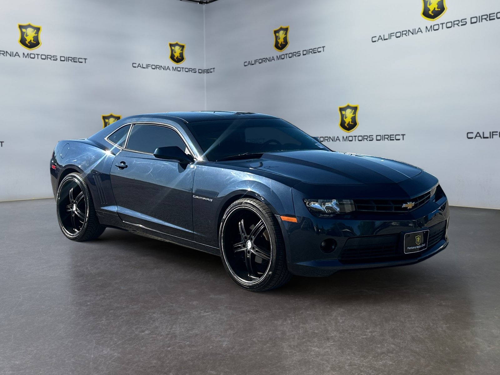 Used 2015 Chevrolet Camaro LT RWD image 7