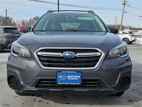 Used 2018 Subaru Outback 2.5i image 2