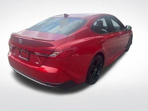 Used 2026 Toyota Camry SE w/ Convenience Package FWD image 5