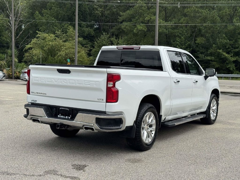 Used 2021 Chevrolet Silverado 1500 LTZ w/ Z71 Off-Road Package AWD/4WD image 23