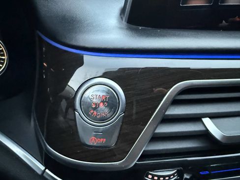 Used 2016 BMW 750i xDrive image 42