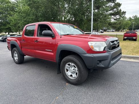 Used 2014 Toyota Tacoma PreRunner w/ Convenience Package RWD image 7