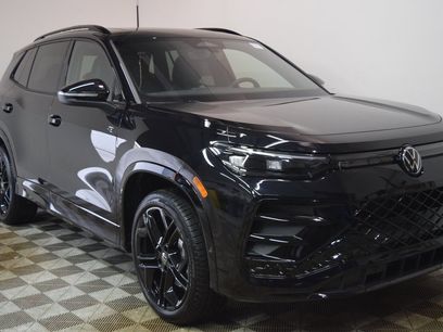 New 2025 Volkswagen Tiguan SE R-Line