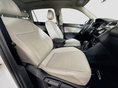 Used 2021 Volkswagen Tiguan SEL FWD image 29