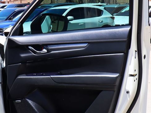 Used 2020 MAZDA CX-5 Touring FWD image 30