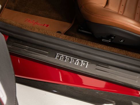 Certified 2023 Ferrari Portofino M RWD image 19