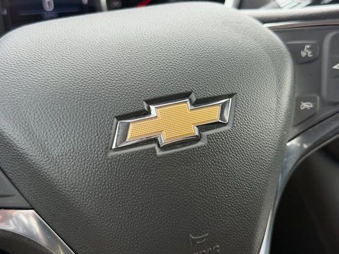 Used 2024 Chevrolet Equinox LT image 32