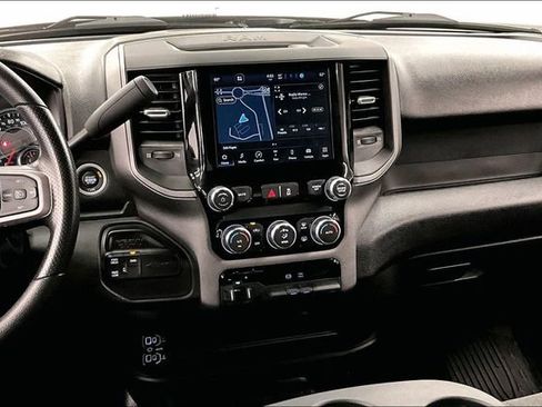 Used 2024 RAM 3500 Tradesman w/ Convenience Group AWD/4WD image 7