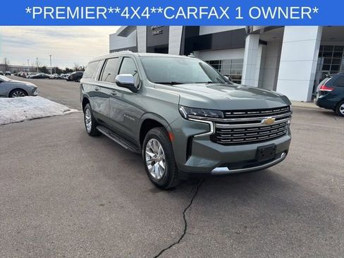 Used 2023 Chevrolet Suburban Premier image 3
