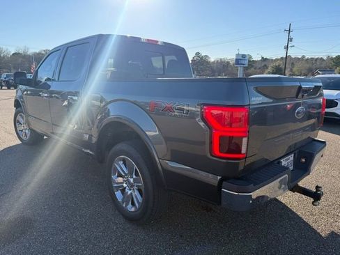Used 2018 Ford F150 Lariat w/ Equipment Group 502A Luxury image 11