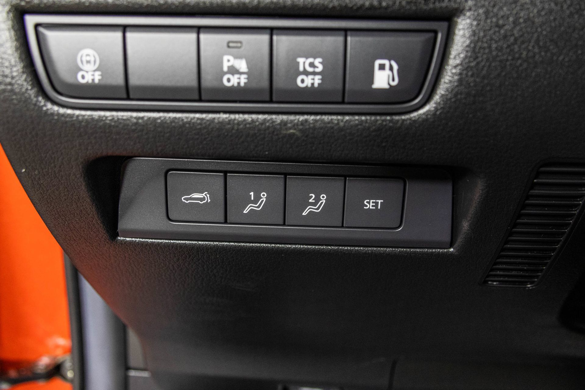 Used 2026 MAZDA CX-50 AWD 2.5 Hybrid w/ Premium Pkg image 33