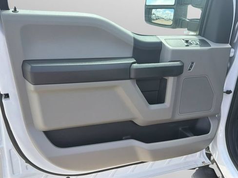 Used 2020 Ford F450 XL w/ Power Equipment Group AWD/4WD image 13