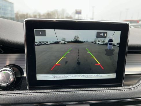 Used 2022 Lincoln Corsair AWD w/ Premium Package image 23