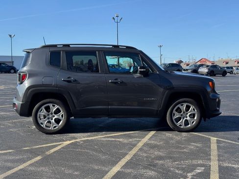 Used 2022 Jeep Renegade Limited image 2
