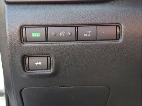 Used 2024 Nissan Sentra S FWD image 24