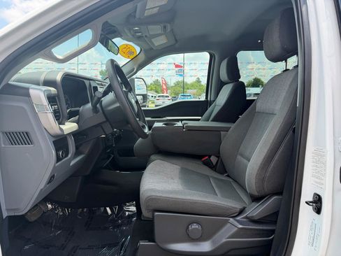 Used 2025 Ford F350 XLT AWD/4WD image 13