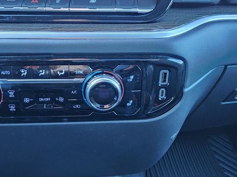 New 2026 GMC Sierra 1500 Elevation image 30