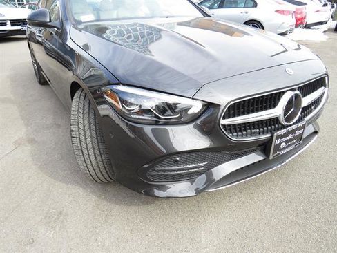 Used 2025 Mercedes-Benz C 300 4MATIC Sedan image 27