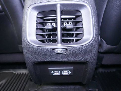 Used 2021 Jeep Cherokee Latitude Plus AWD/4WD image 20