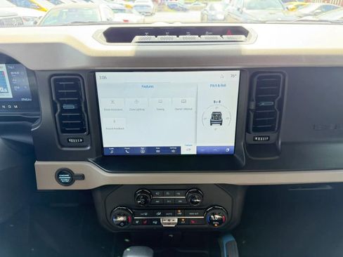 Used 2023 Ford Bronco Wildtrak AWD/4WD image 23