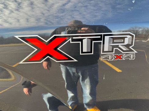 Used 2015 Ford F150 XLT w/ Equipment Group 301A Mid image 14