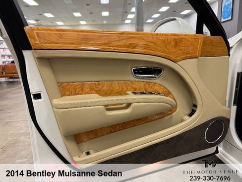 Used 2014 Bentley Mulsanne image 20