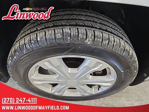 Used 2017 GMC Terrain SLE image 9