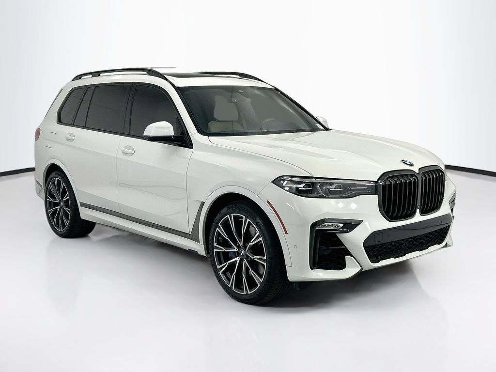 Used 2021 BMW X7 xDrive40i w/ M Sport Package AWD/4WD image 3