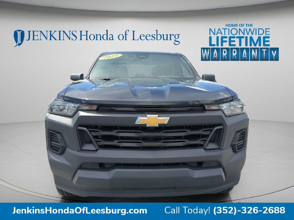 Used 2025 Chevrolet Colorado W/T w/ WT Custom Package RWD image 8