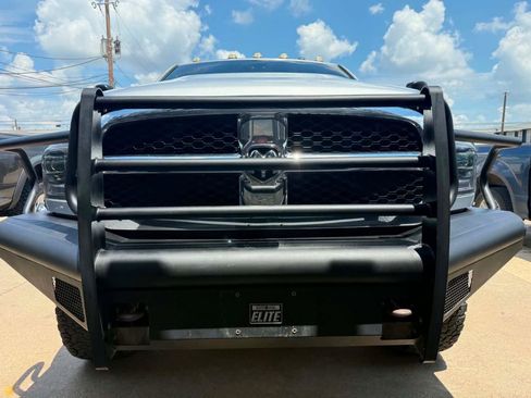 Used 2016 RAM 3500 SLT AWD/4WD image 9