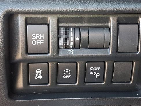 Used 2022 Subaru Crosstrek 2.5i Limited w/ Moonroof Package 1 image 25