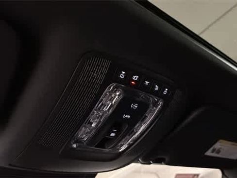 Used 2022 Mercedes-Benz GLE 53 AMG 4MATIC image 22