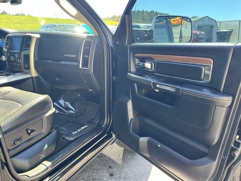 Used 2015 RAM 1500 Laramie w/ Convenience Group AWD/4WD image 33