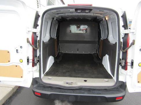 Used 2020 Ford Transit Connect XLT image 16