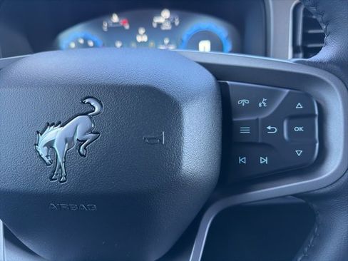 New 2025 Ford Bronco Outer Banks w/ Sasquatch Package image 17