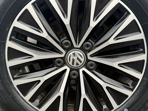 Used 2019 Volkswagen Jetta SE FWD image 43